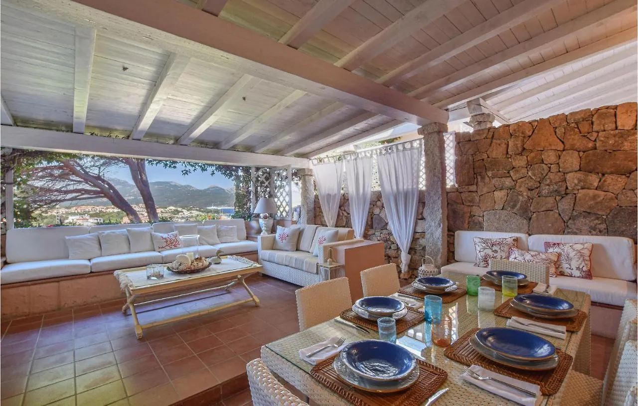 Stunning Home In Porto Rotondo With Kitchen