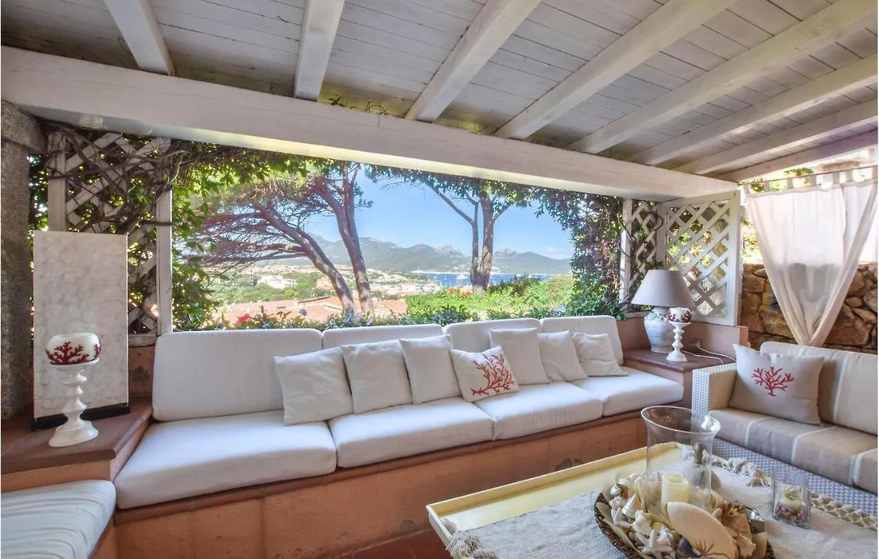 Stunning Home In Porto Rotondo With Kitchen